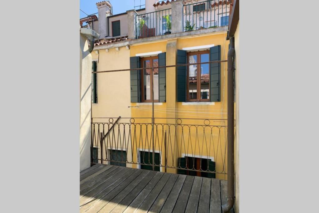 Amazing Modern Design Home, Campo Dei Mori. Wifi Apartment